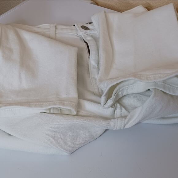 Hollister Jeans Womens 0 Short White Distressed Ultra High Rise Mom Denim Pants - Picture 12 of 12